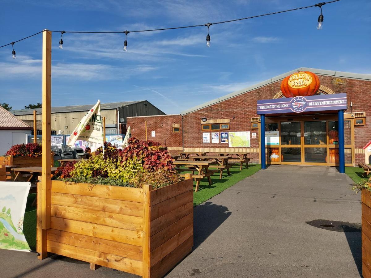 95 Holiday Resort Unity 3 Bed Passes Included Brean Esterno foto